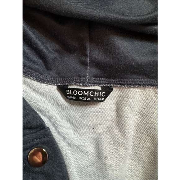 Women's‎ Bloomchic Hoodie Blue White Size 18-20 - Picture 3 of 5